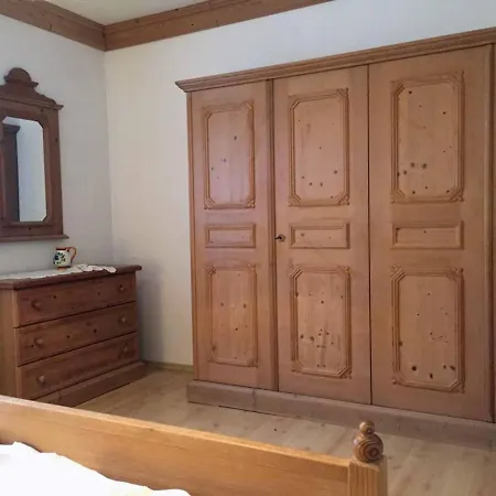 Apartment Feriendomizile Hartwig Am Kurring In *